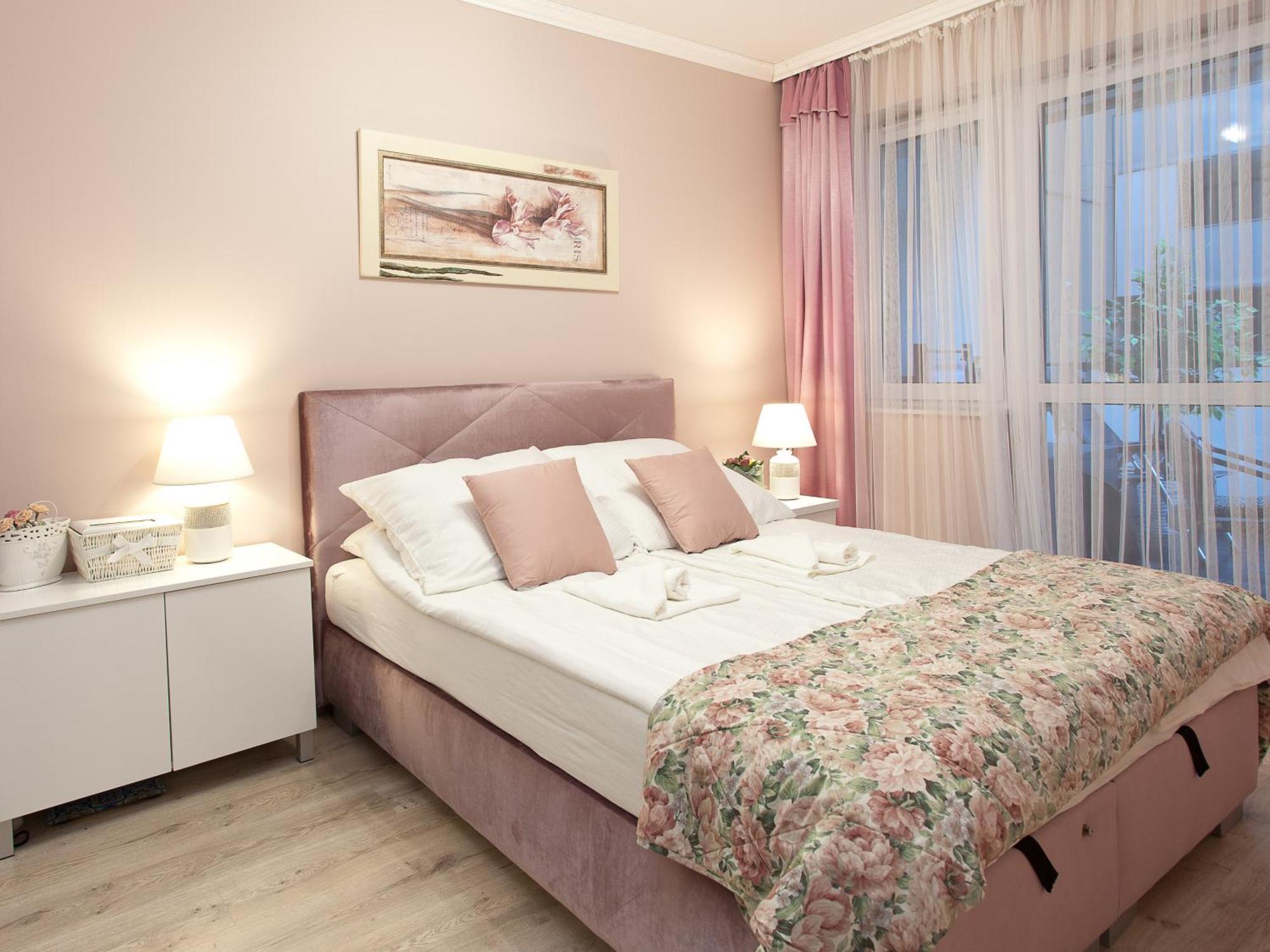 Apartament Kasprowicza 20 A Z Garazen 科沃布热格 外观 照片